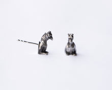 Load image into Gallery viewer, Gargouille Stud
